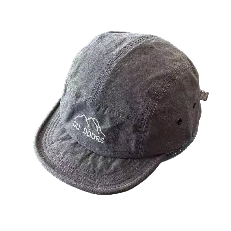 Gorra de visera corta estilo retro de cinco paneles